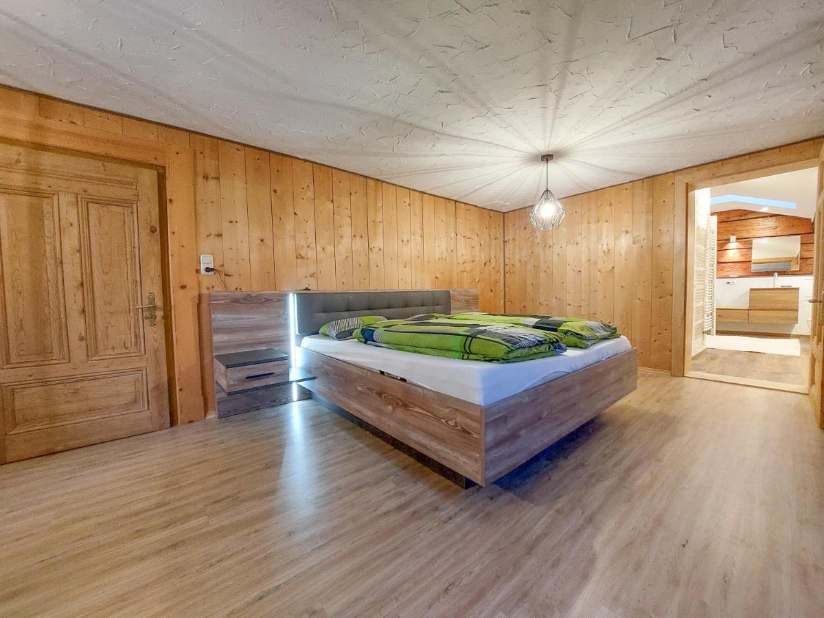 400Qm Bayerische Villa 2500Qm Uneinsehbarer Garten In Beliebter Urlaubsregion Freyung Buitenkant foto